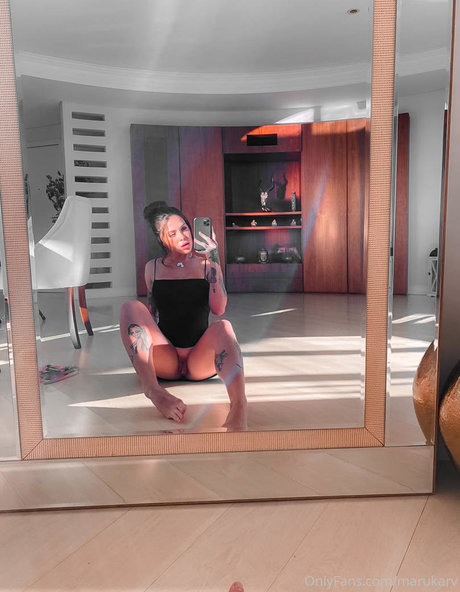 marukarv erotic pornstar gallery