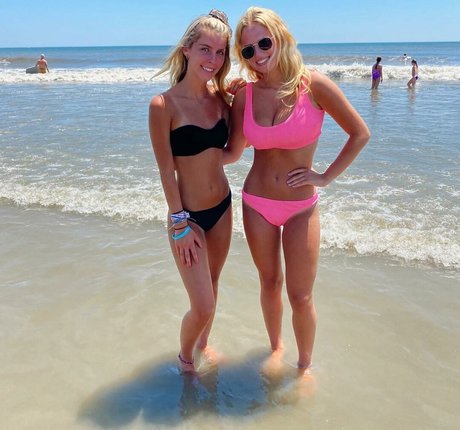 Ashley Hackel model pretty pic