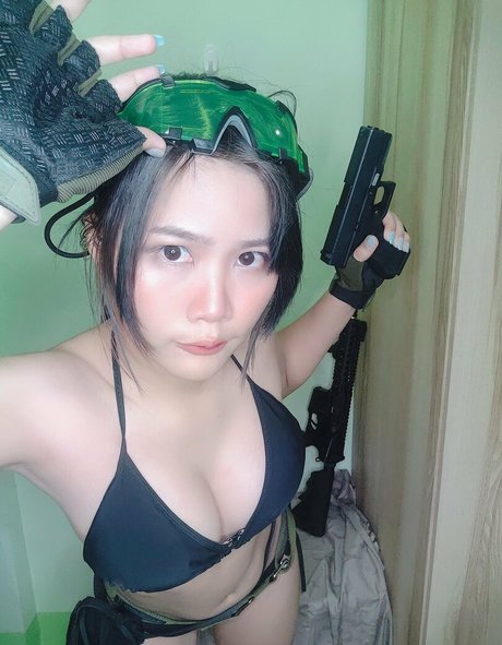 ai suru69 art model photo