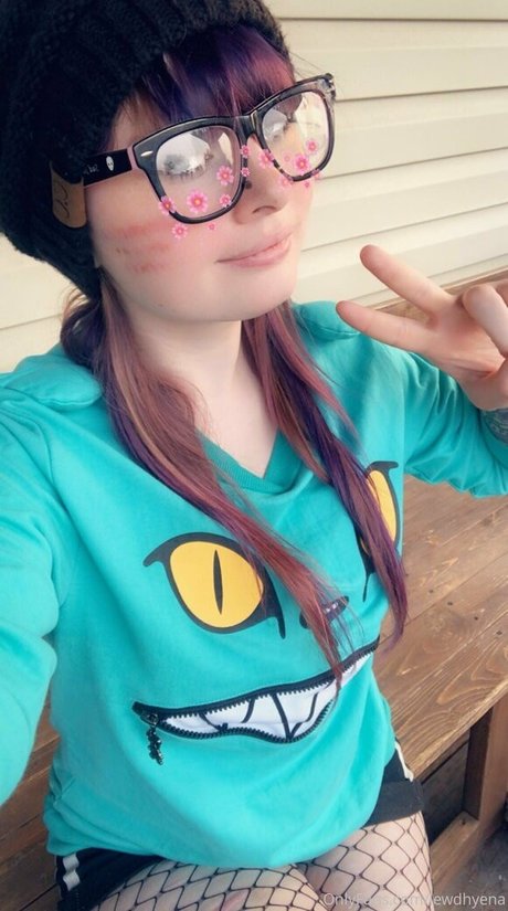 lewdhyena sex actress photos