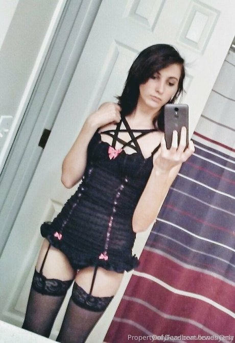 lewdhyena high quality actress gallery