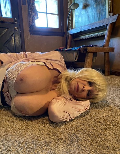 burbankbombershelly model sex pictures