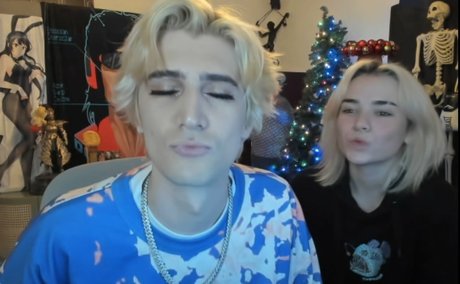 xqcow1 sex actress pic