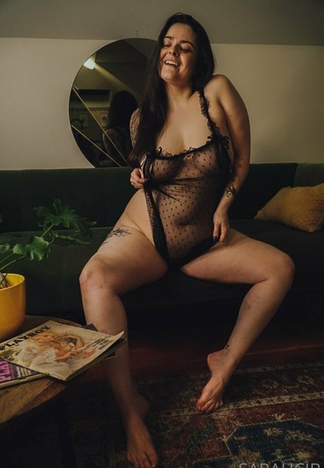 SarahCJB model perfect photo