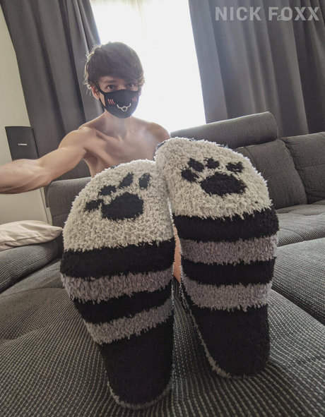 realnickfoxx free actress pictures