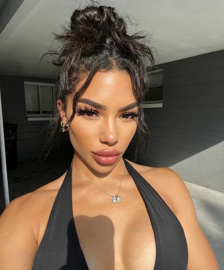 Keahla White art actress photos