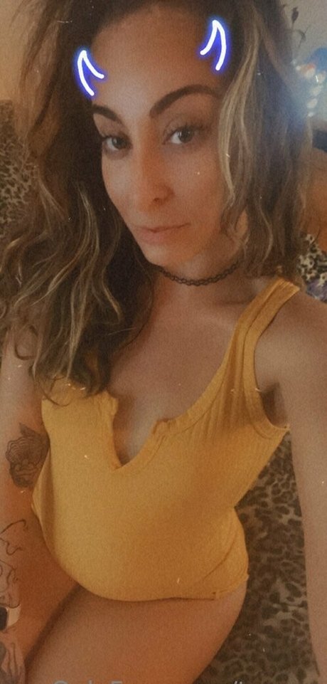 teasye hd pornstar img