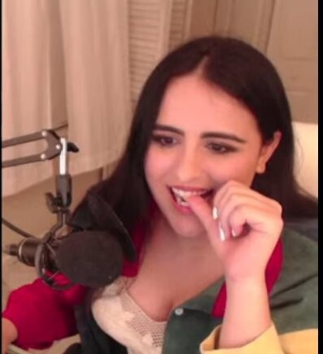 Alliebeemac art pornstar img