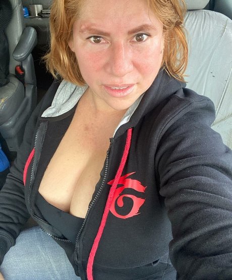 Normii model pretty pics