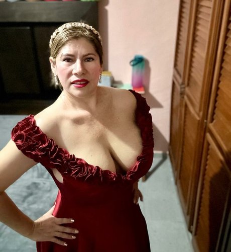 Normii exclusive model pics