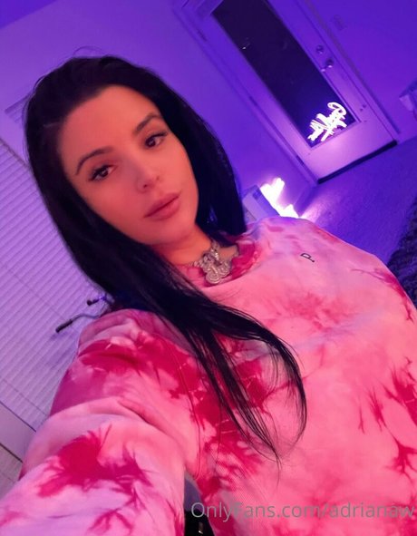 adrianaw sexy actress picture