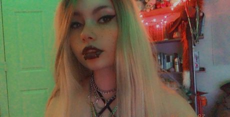 kitibratx xxx model photo