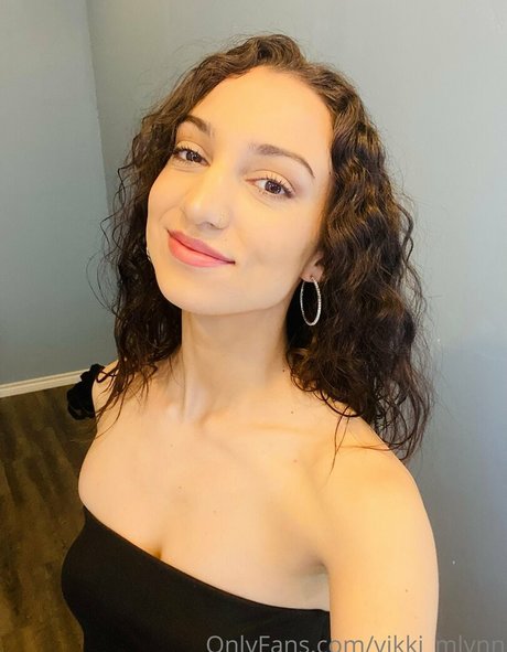 Vikki Mlynn art pornstar image