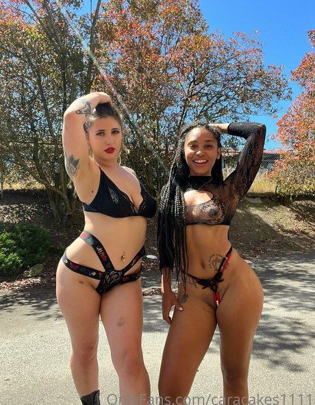 caracakes1111 porn star galleries