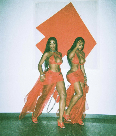 theclermonttwins model nudes photo