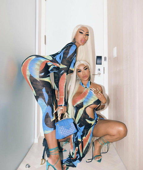 theclermonttwins top model image