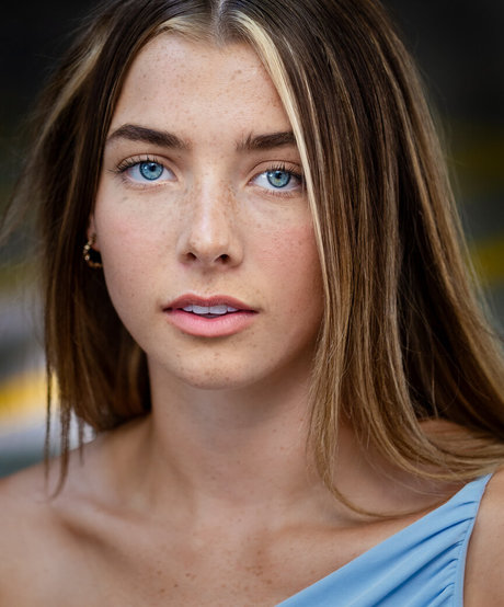 Maddie Henderson sex actress img