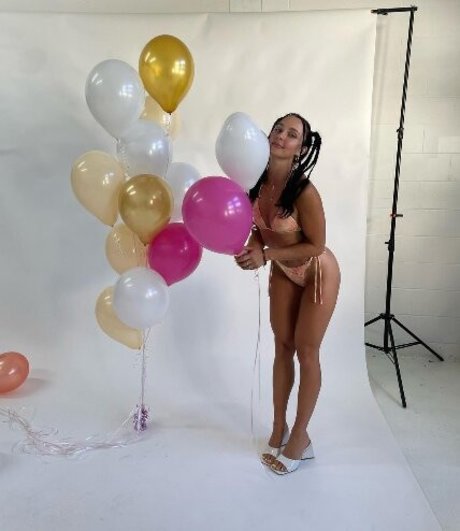 Gabby Scheyen star pretty galleries