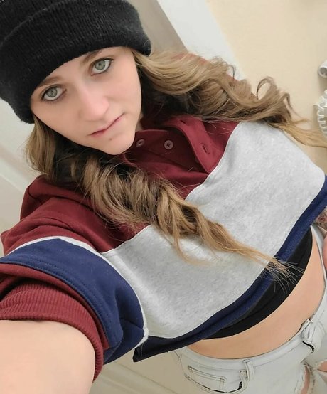 Ivory Ray erotic pornstar img