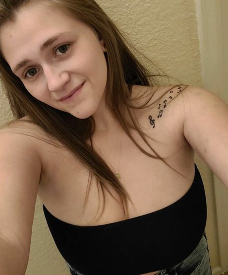 Ivory Ray nice star pic