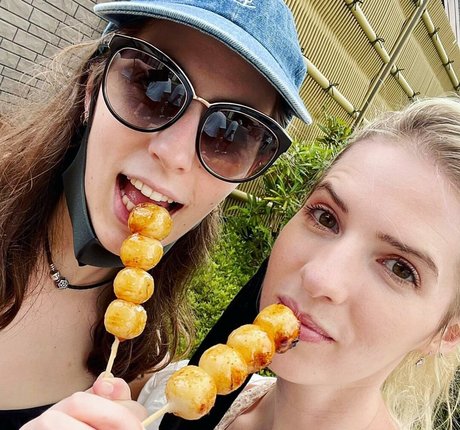 Seerasan pornstar art pic