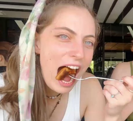 Seerasan pornographic actress pics