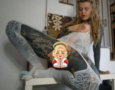 psychedelic mess adult model picture