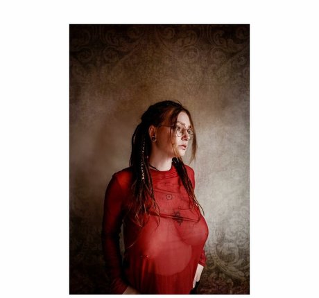 Lil Creep porn actress images