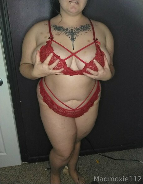 madmoxie112 pornstar image