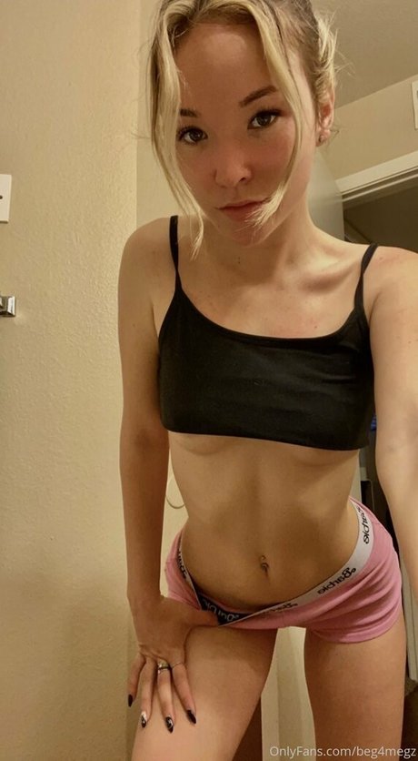 beg4megz sexy star photos