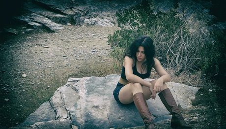 Ailiroy nude star pictures