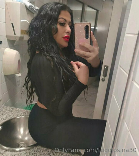 tugolosina30 model erotic image