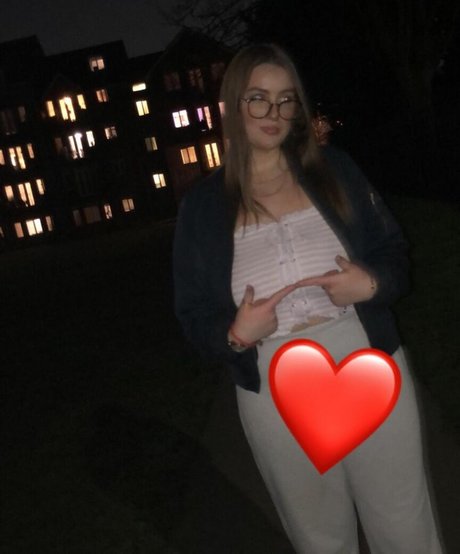 Lydia B nude pornstar image