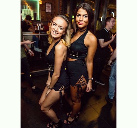 Lauren Fardon nice model photos