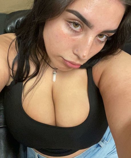 Isabelle Maltais perfect actress img