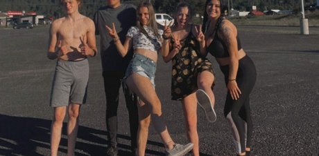 Kenzie G erotic model galleries