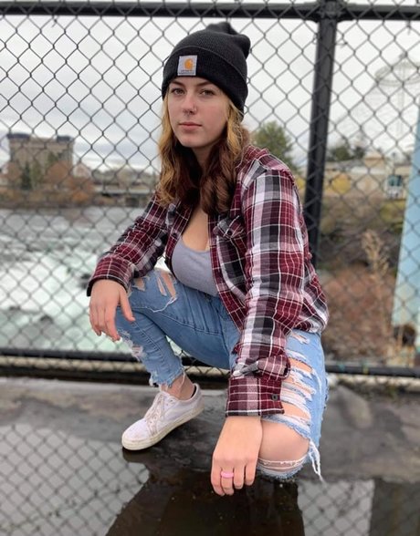 Kenzie G pornstar sexy photo