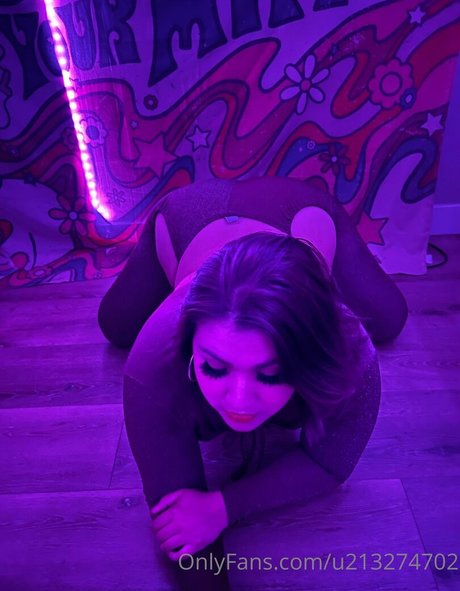 jaszsthecancer naked actress pic