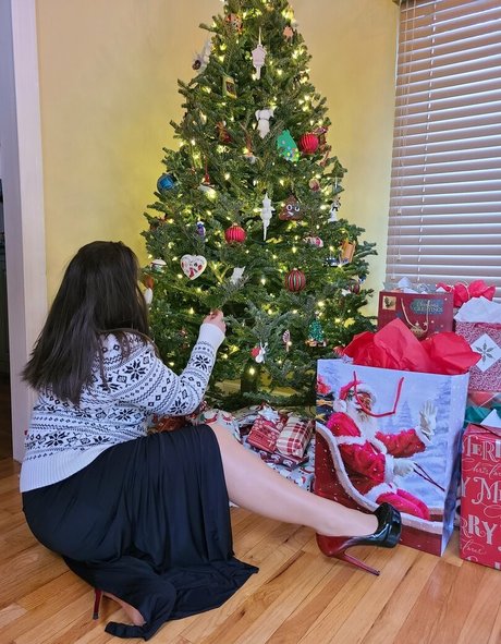 aimeenylonfree model naked pics