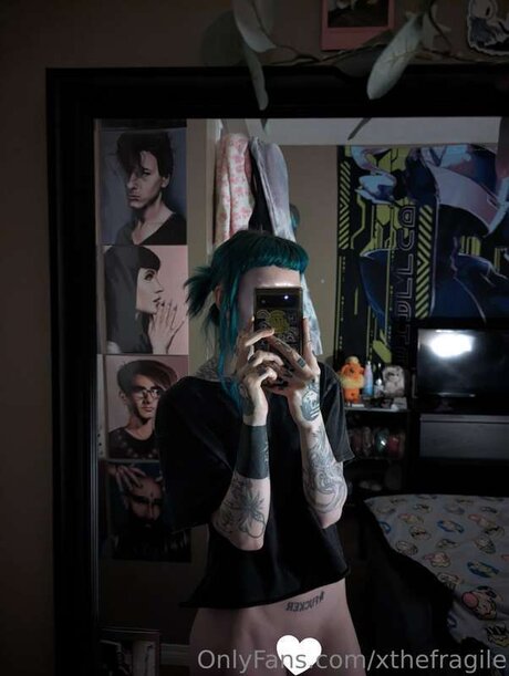 xthefragile hot model images