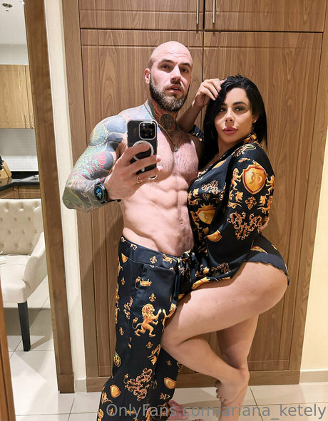 ariana xxl xxx star image