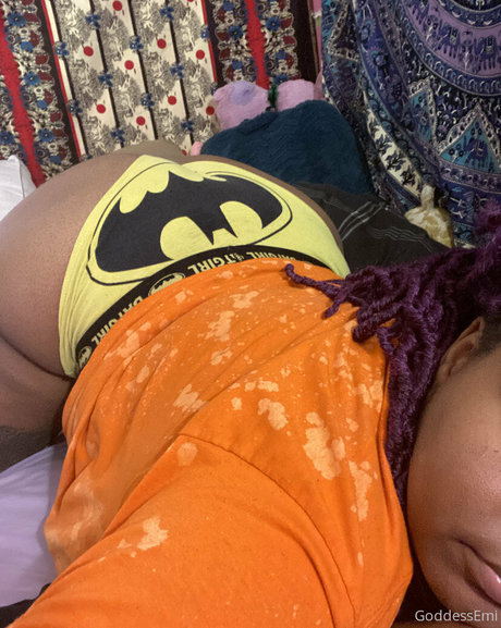 emithegoddess nudes star images