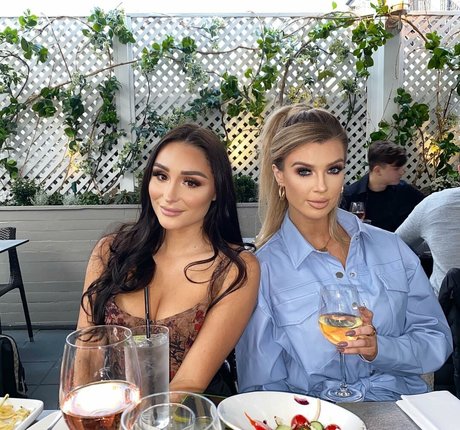 Coco Lodge xxx star photo