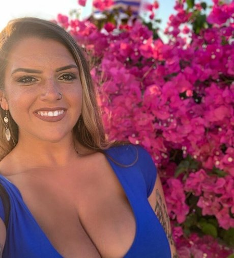 Chelsea Hammill pornstar sexy img