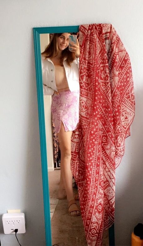 Emma R B pornstar art picture