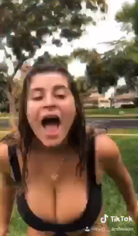 Emma R B exclusive actress picture