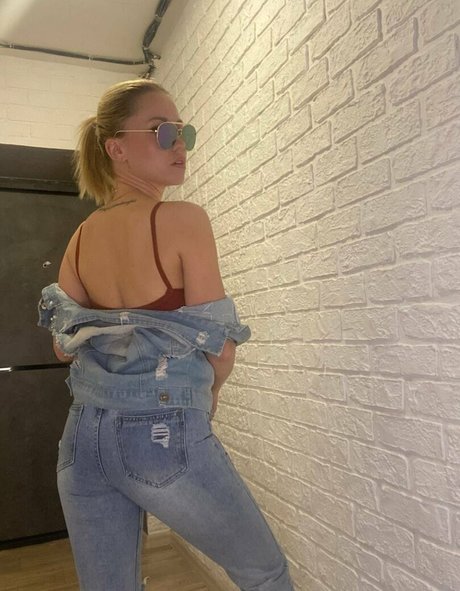 alina my model perfect pic