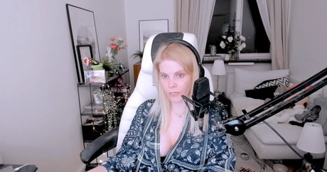 swebliss erotic model images