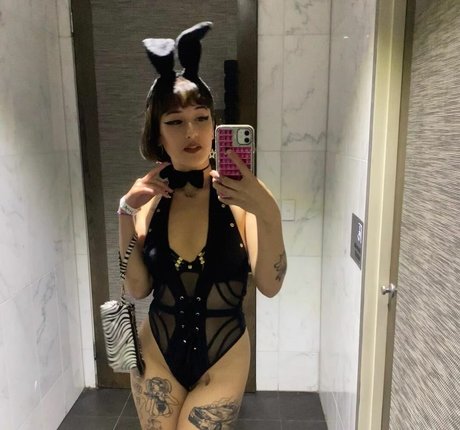 Yung Gemmy pornstar erotic images