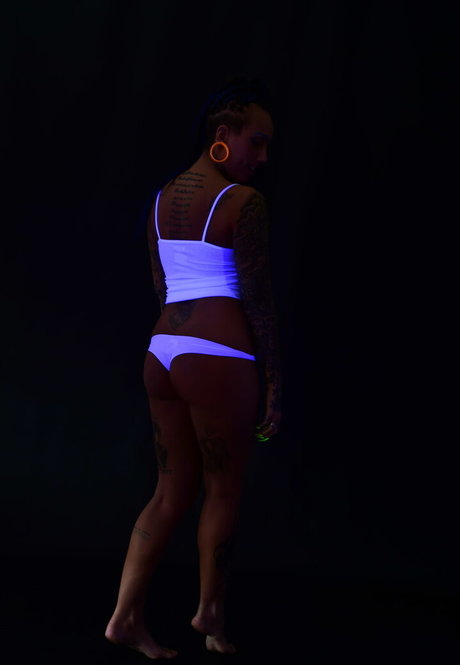 angelvicious adult model archive